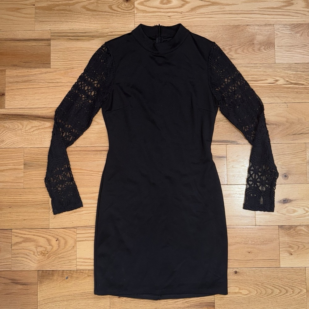 Lulus Black womens dress Lace Long sleeve mini dress size Medium